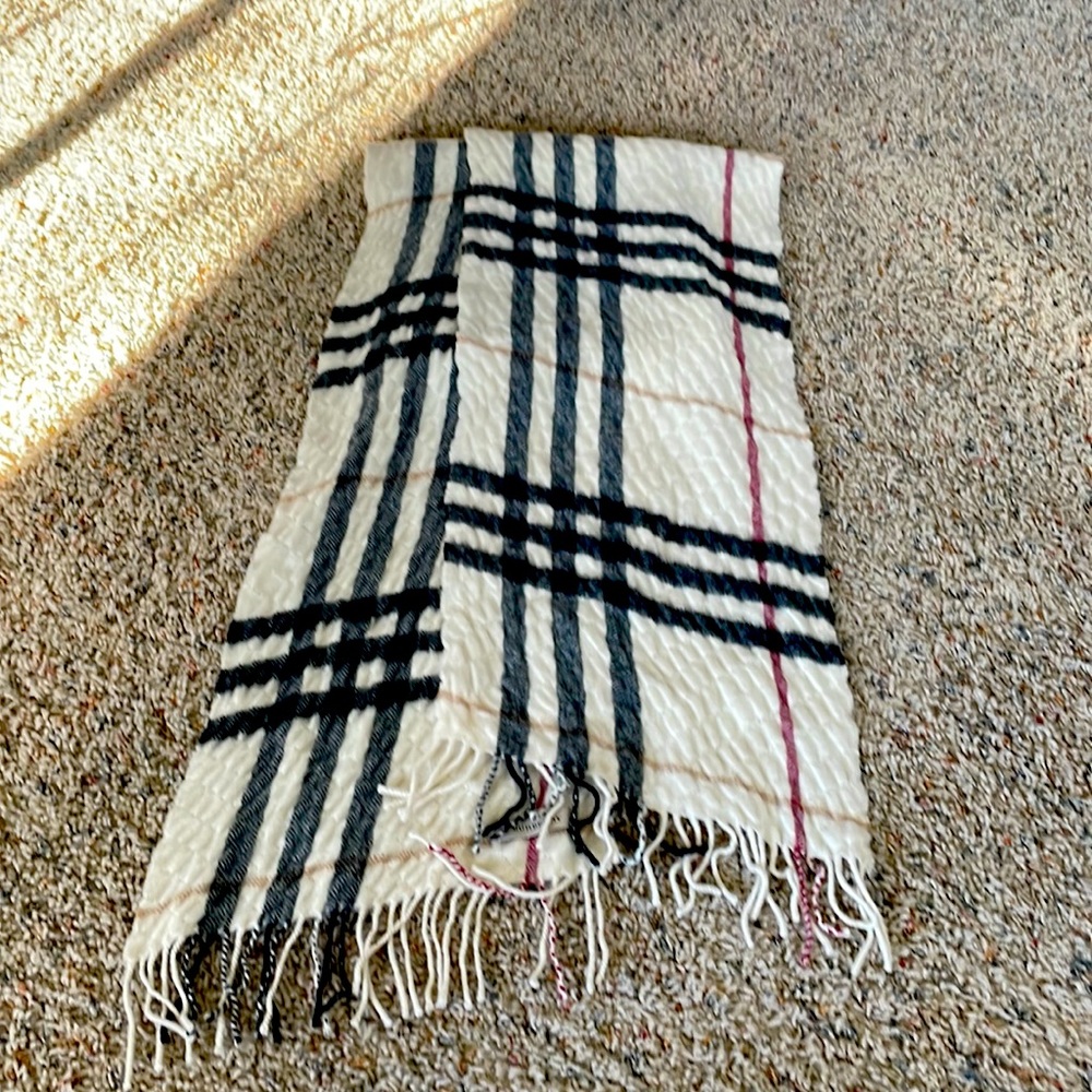 Burberry scarf